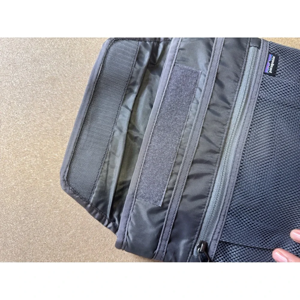 Patagonia Gray Padded Organizer Pouch‎ Tech Sleeve Laptop Tablet Pouch